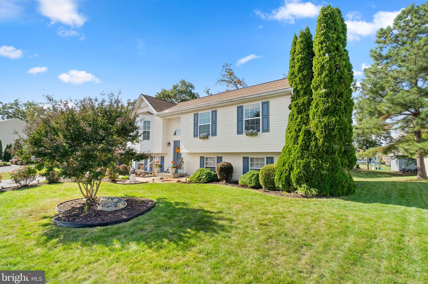 48 Bancroft St, Taneytown, MD 21787-2624