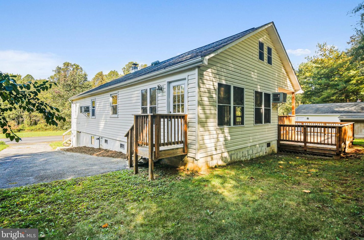 5349 Buffalo Rd, Mount Airy MD  21771-8303 exterior