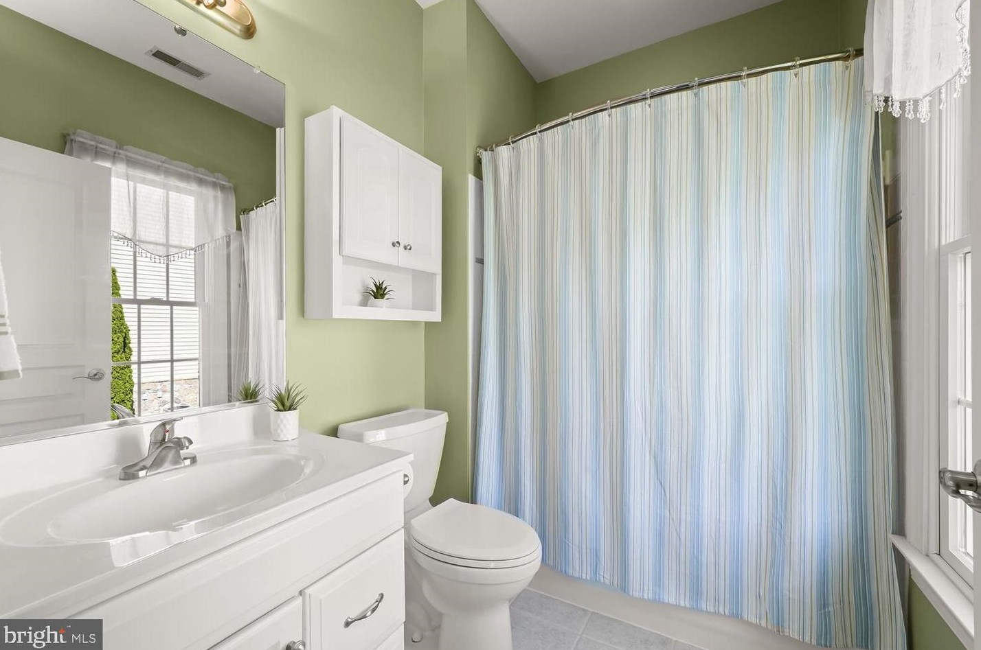 1935 Turnberry Ct, Patapsco MD 21048-1561 exterior