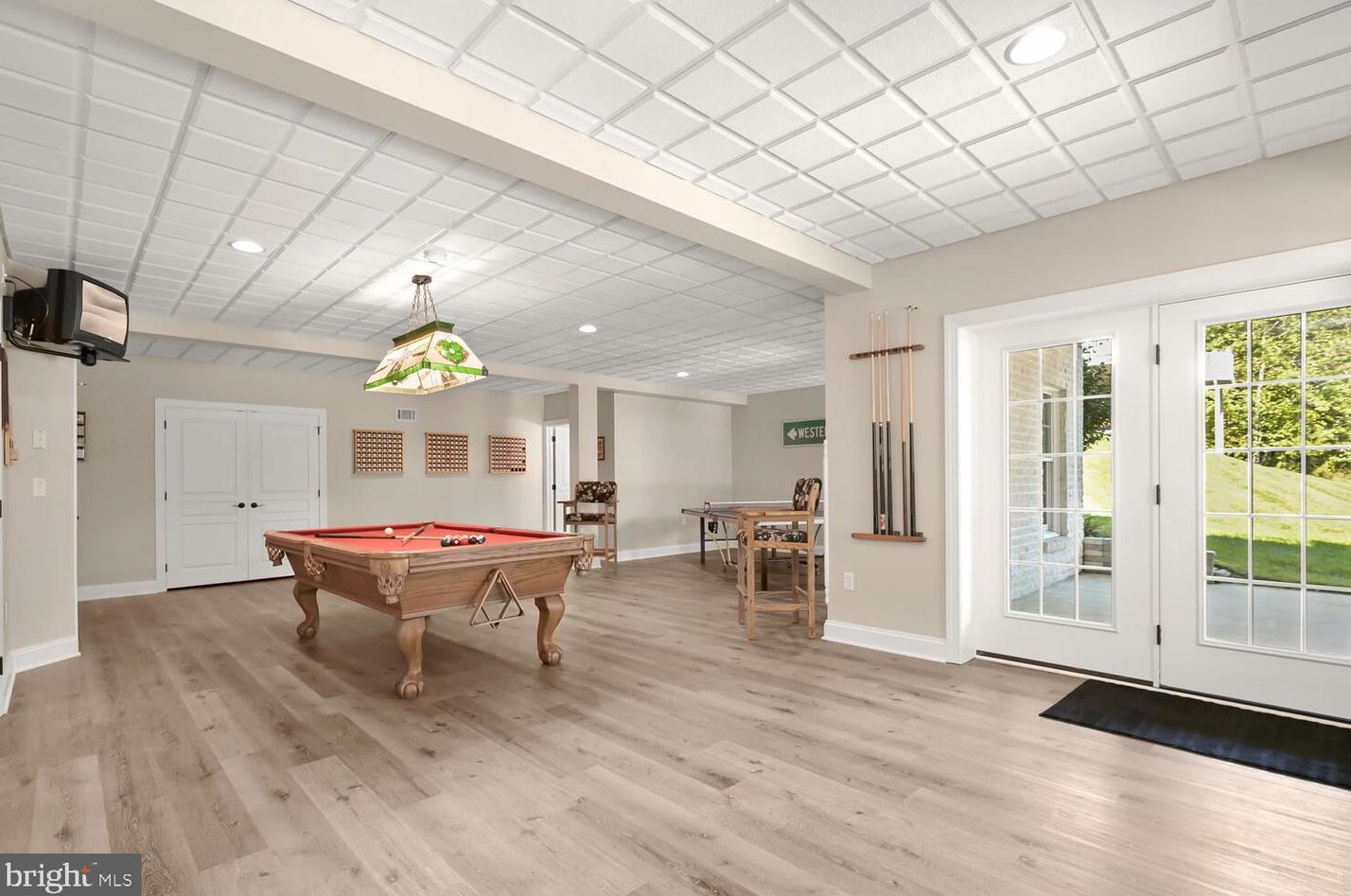 1935 Turnberry Ct, Patapsco MD 21048-1561 exterior