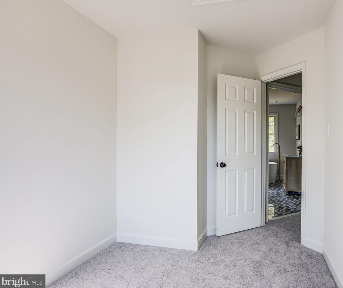 710 Longbow Rd, Mount Airy MD  21771-5870 exterior