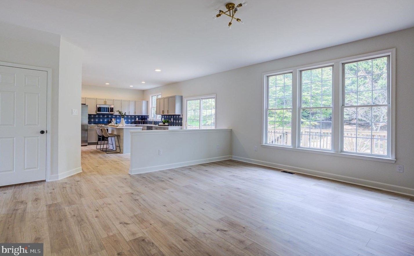 710 Longbow Rd, Mount Airy MD  21771-5870 exterior