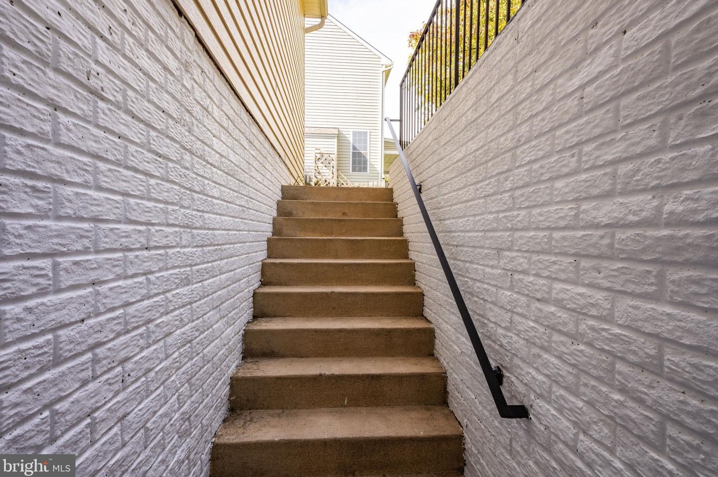 710 Longbow Rd, Mount Airy MD  21771-5870 exterior