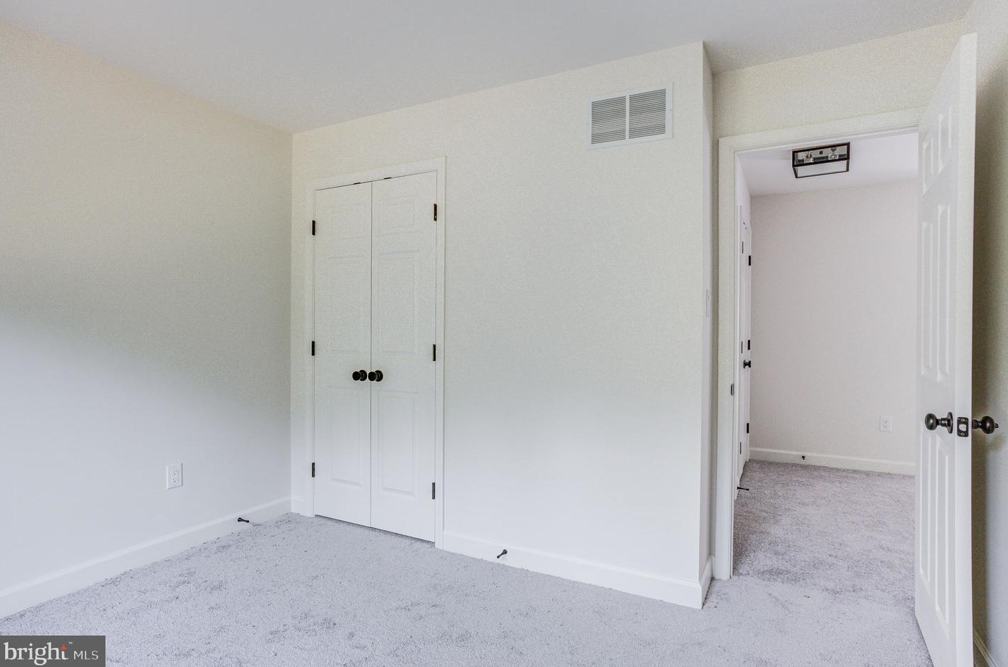 710 Longbow Rd, Mount Airy MD  21771-5870 exterior