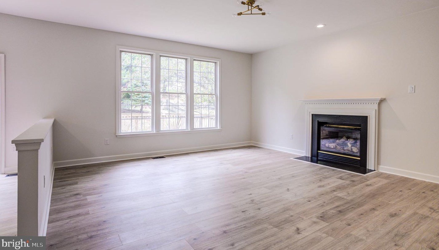 710 Longbow Rd, Mount Airy MD  21771-5870 exterior