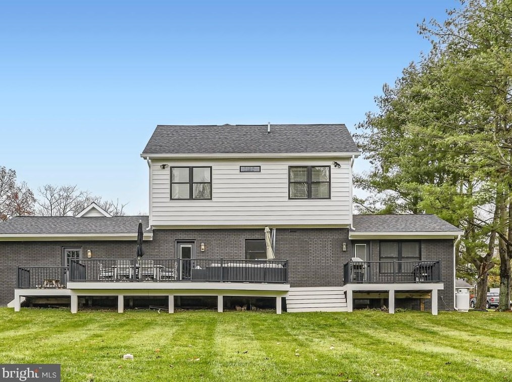 912 Lorraine Dr, Patapsco MD exterior