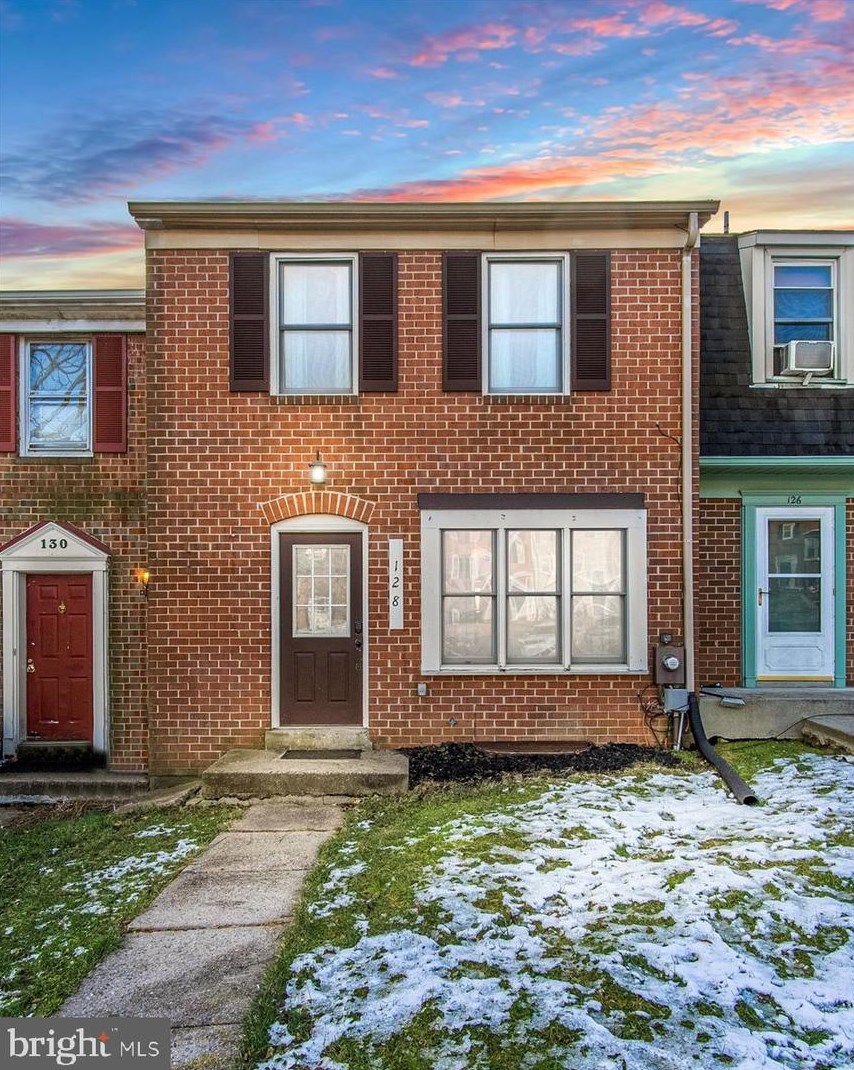 128 Meadowlark Ave, Mount Airy, MD 21771-5536