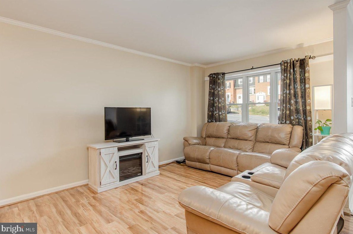 128 Meadowlark Ave, Mount Airy MD  21771-5536 exterior