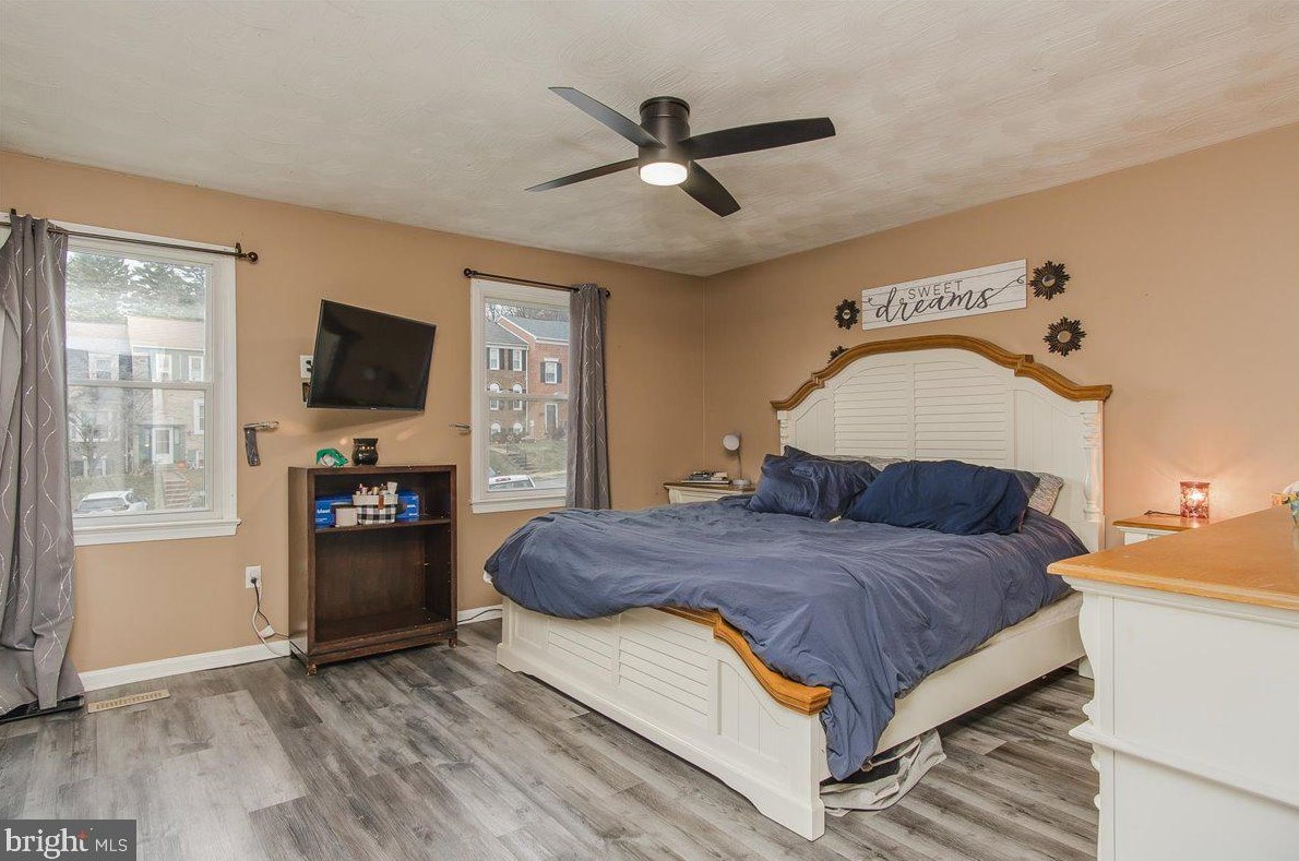 717 Robinwood Dr, Mount Airy MD 21771-5537 exterior