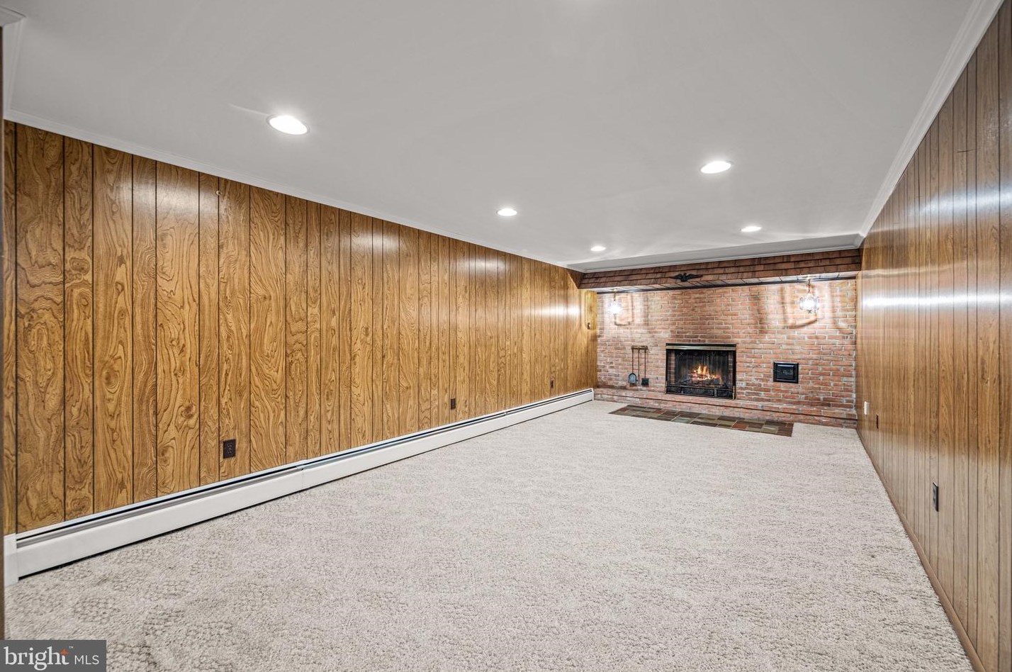 2108 Woodview Rd, Patapsco MD 21048-1117 exterior