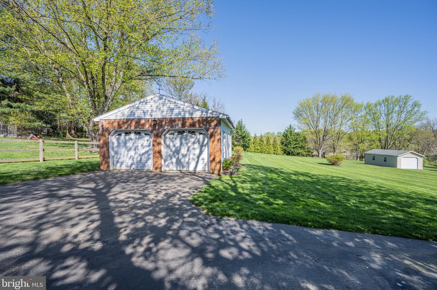 2108 Woodview Rd, Patapsco MD 21048-1117 exterior