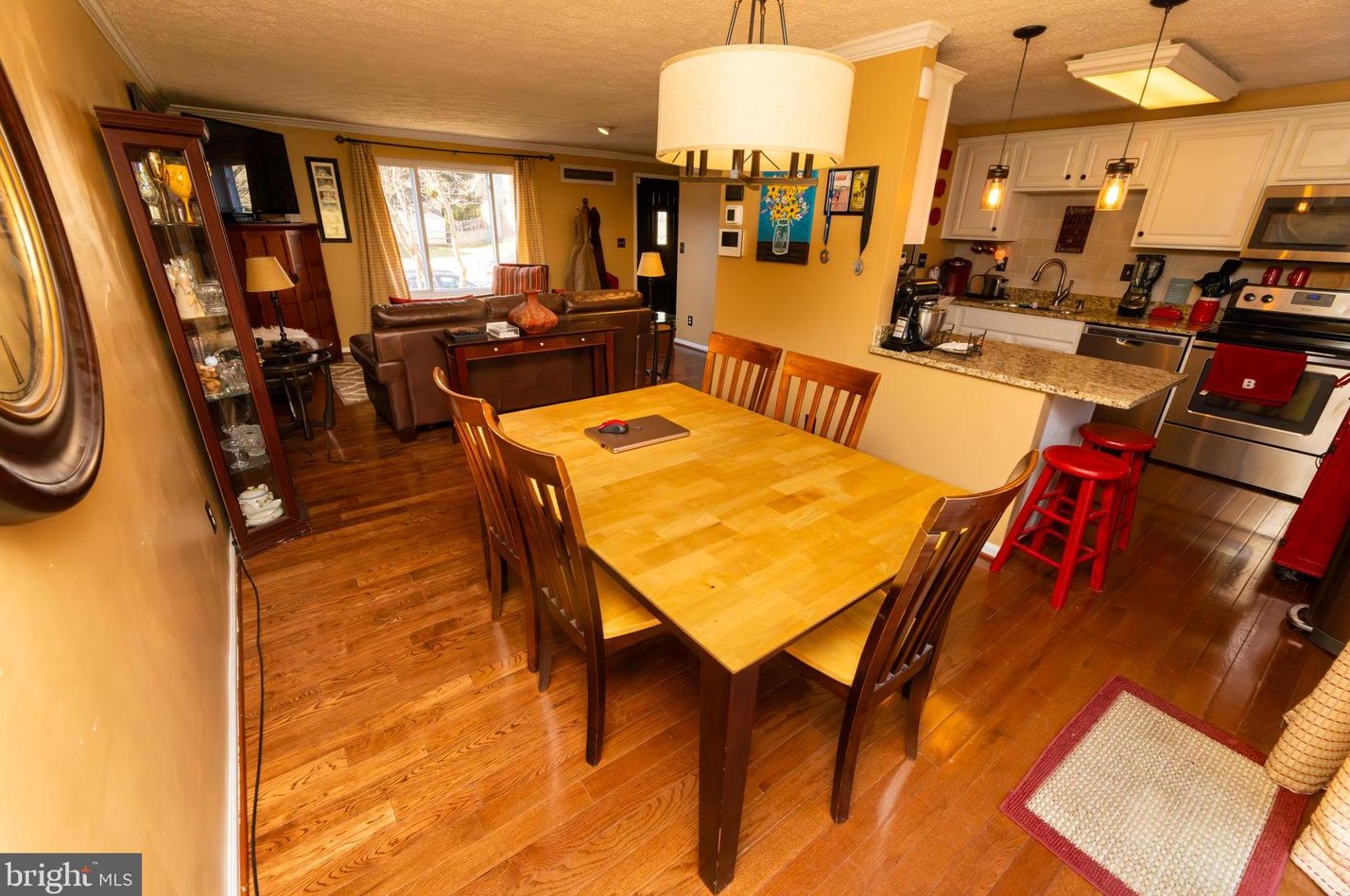 123 Cloverdale Ct, Mount Airy MD 21771-5204 exterior