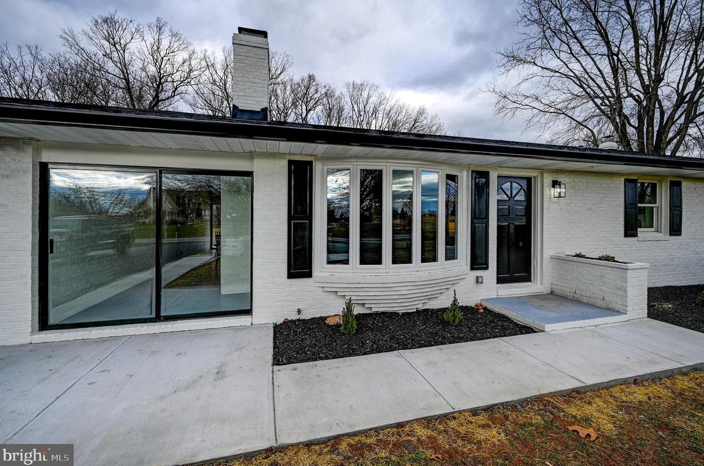 2336 Bollinger Mill Rd, Patapsco MD  21048-2705 exterior