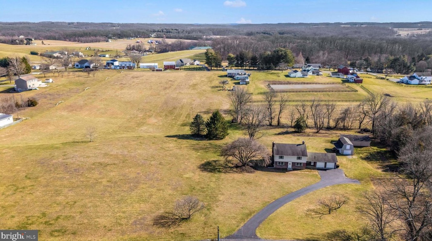 1891 Jordans Retreat Rd, New Windsor MD  21776-8505 exterior