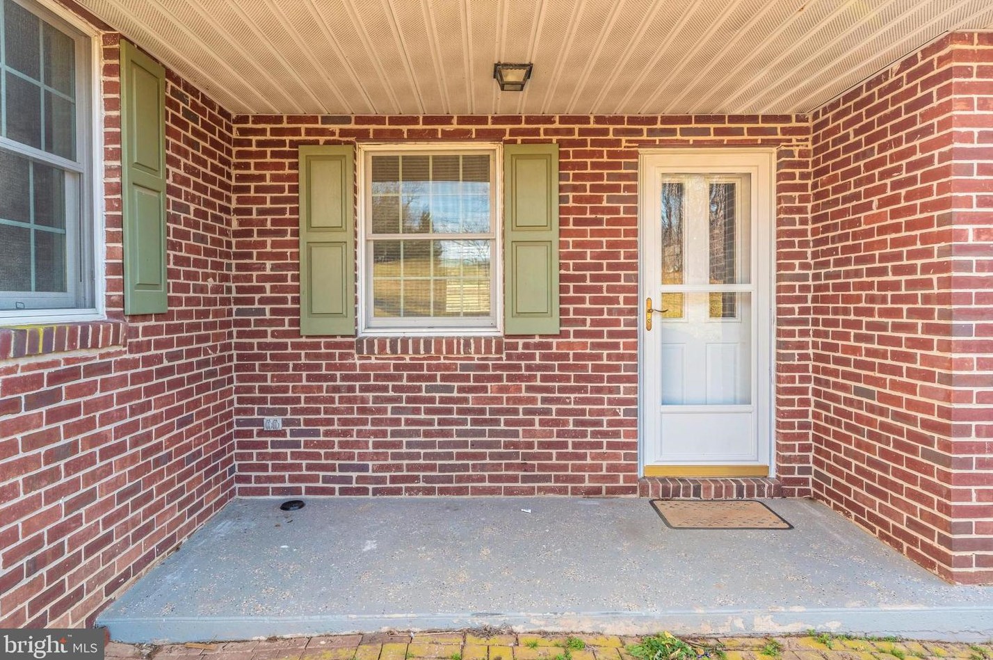 1891 Jordans Retreat Rd, New Windsor MD  21776-8505 exterior