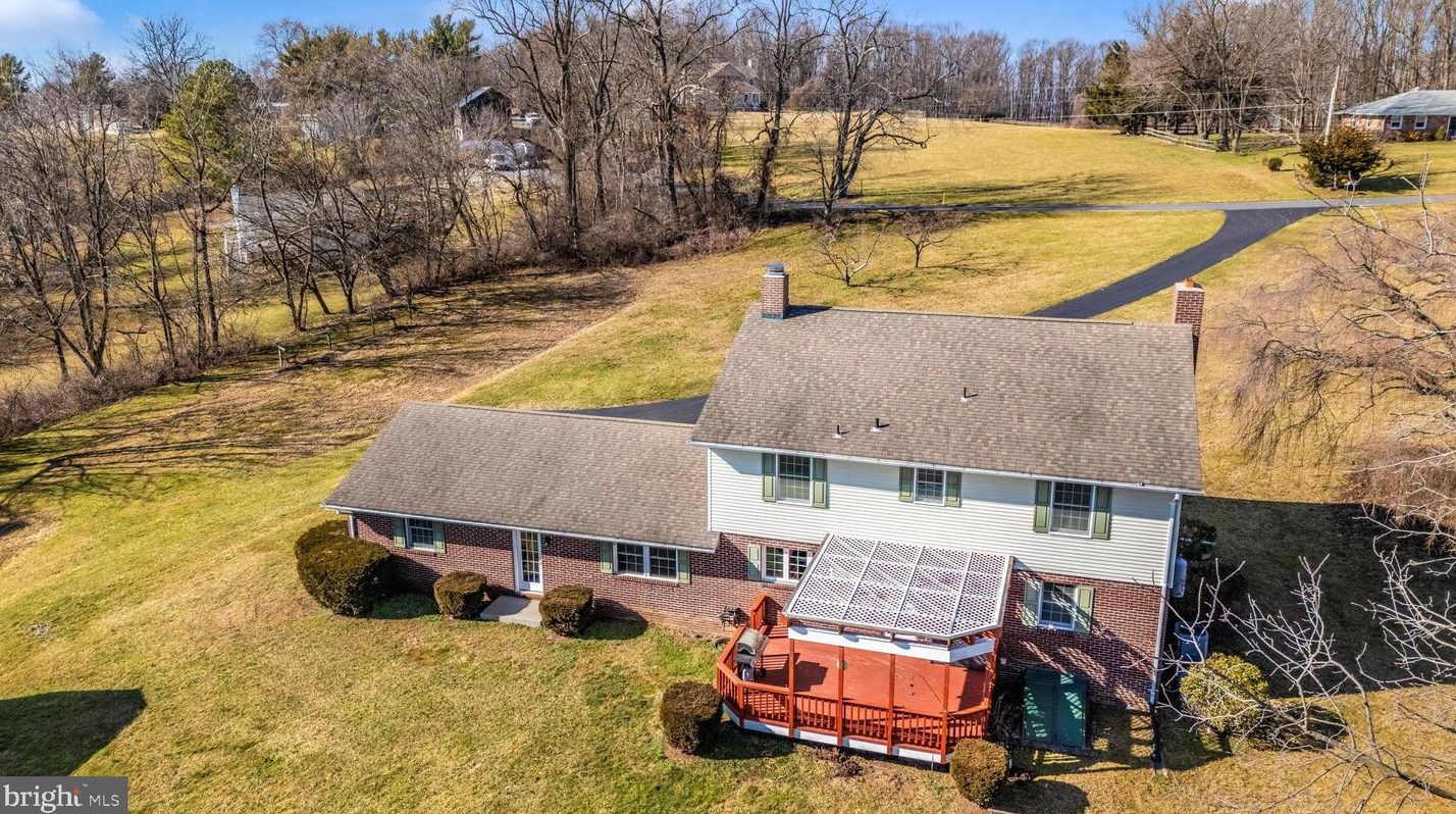 1891 Jordans Retreat Rd, New Windsor MD  21776-8505 exterior