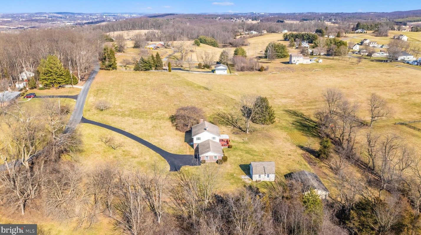 1891 Jordans Retreat Rd, New Windsor MD  21776-8505 exterior