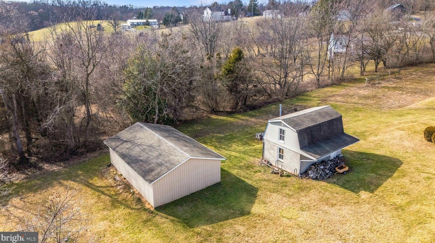 1891 Jordans Retreat Rd, New Windsor MD  21776-8505 exterior