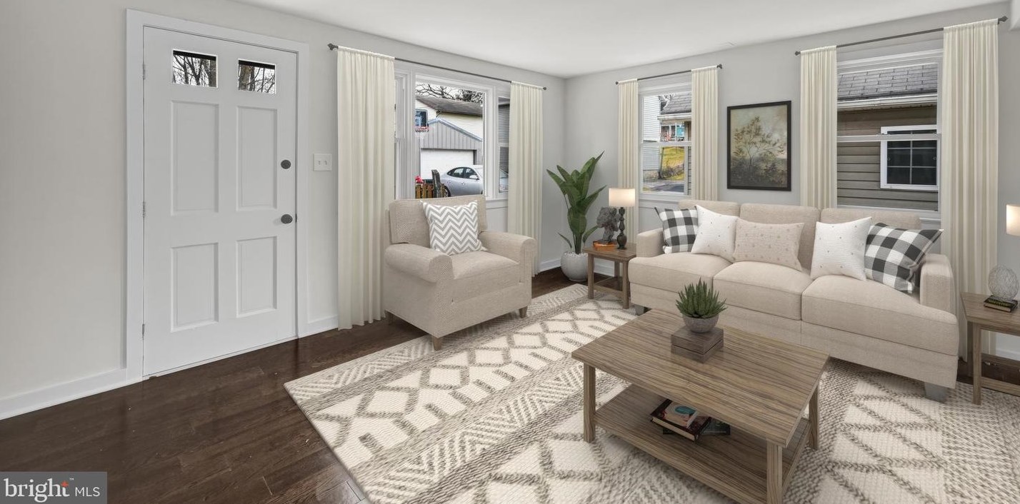 101 E Thomas St, Linwood, MD 21791