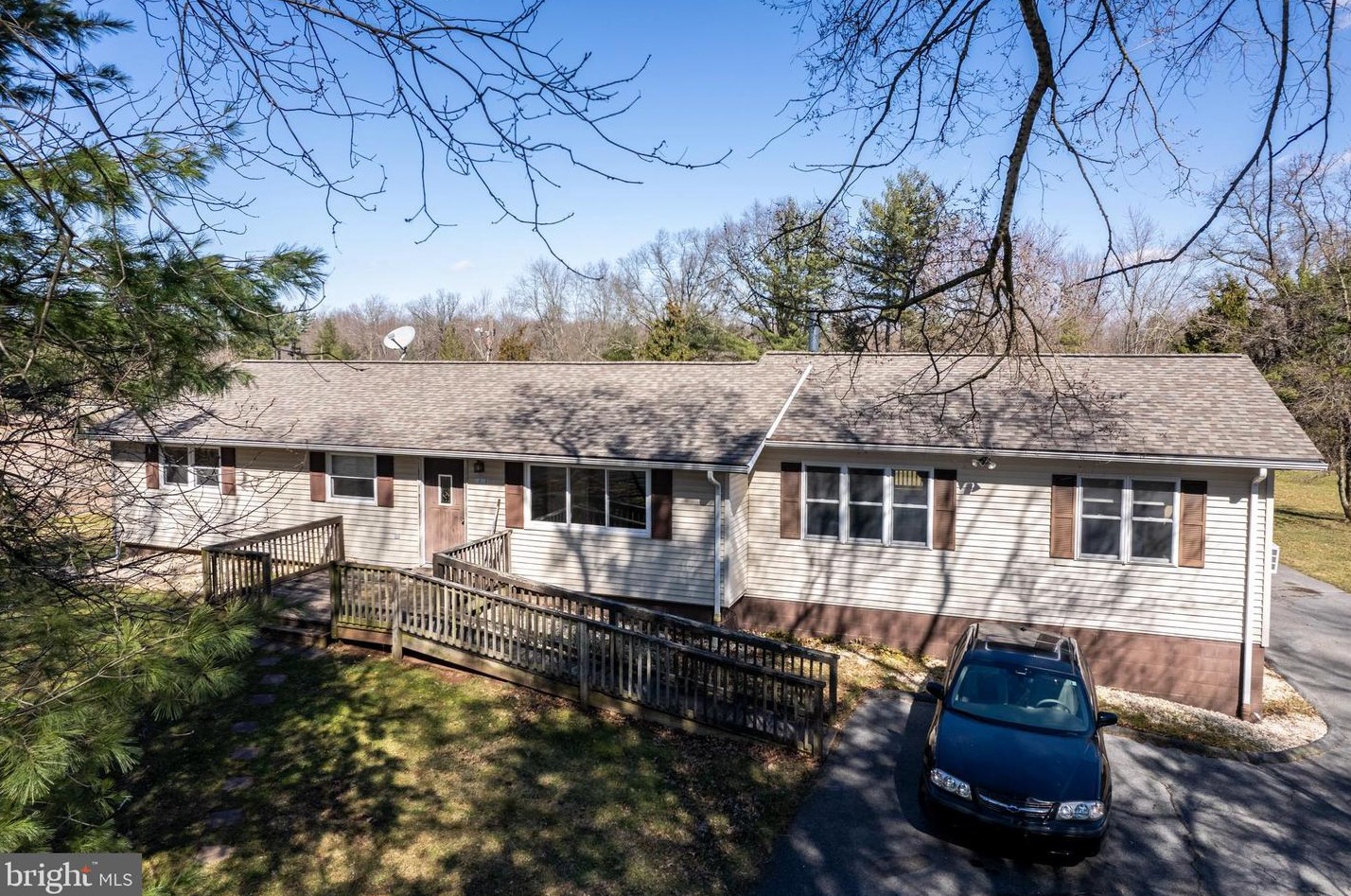 2831 Basehores Mill Rd, Taneytown, MD 21787