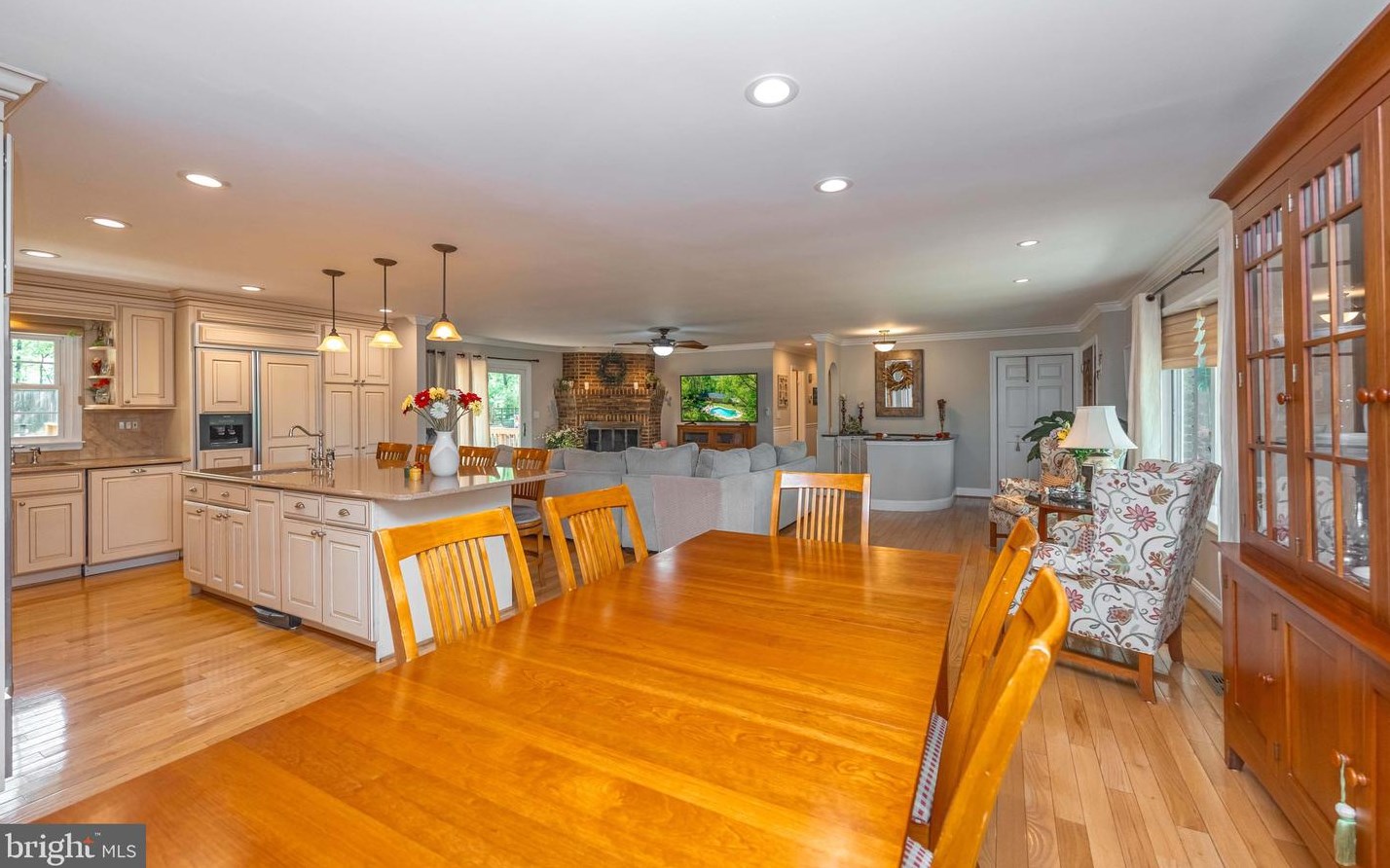 5107 Fleming Rd, Mount Airy MD 21771-8710 exterior