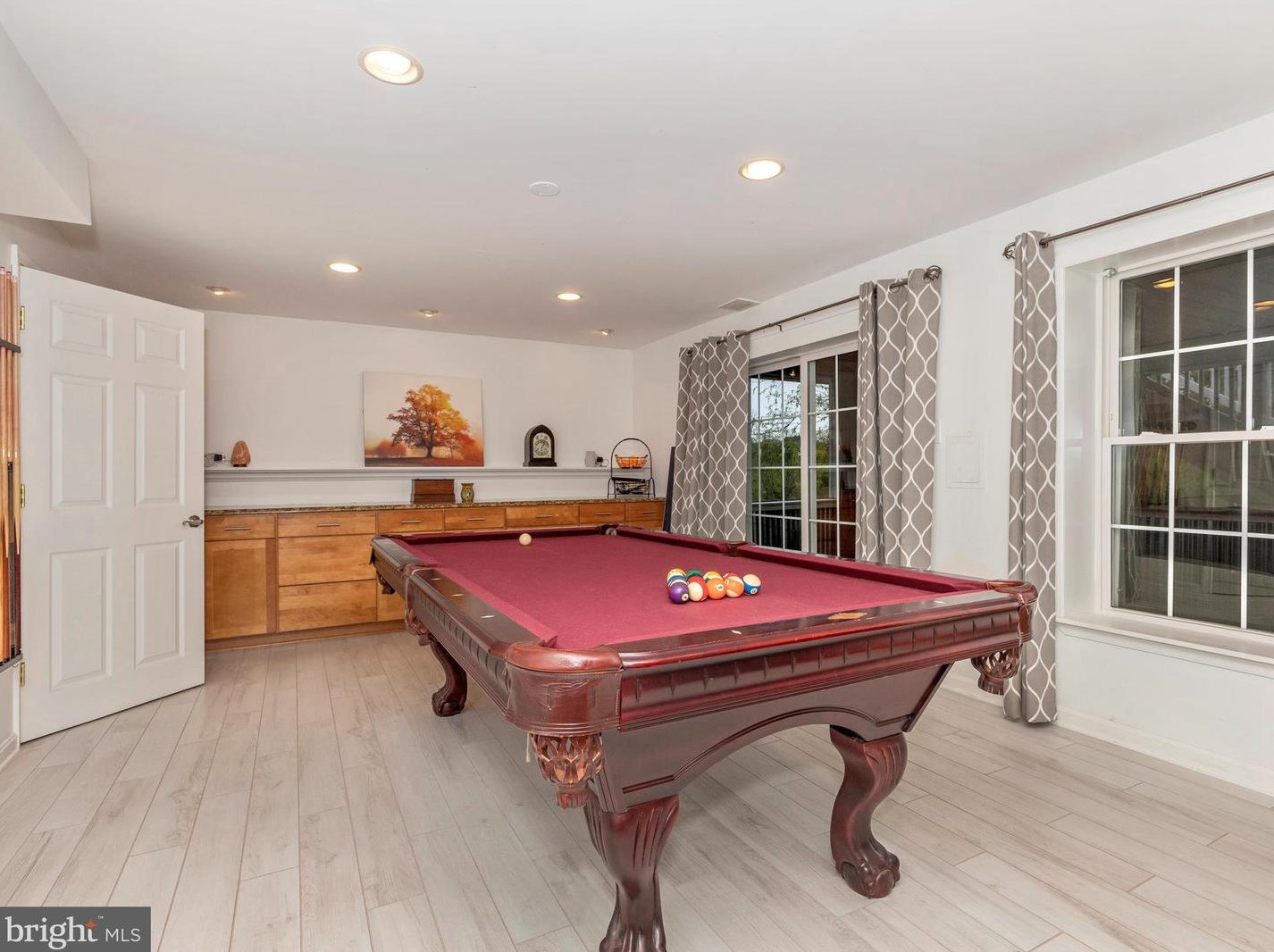 709 Longbow Rd, Mount Airy MD  21771-5869 exterior