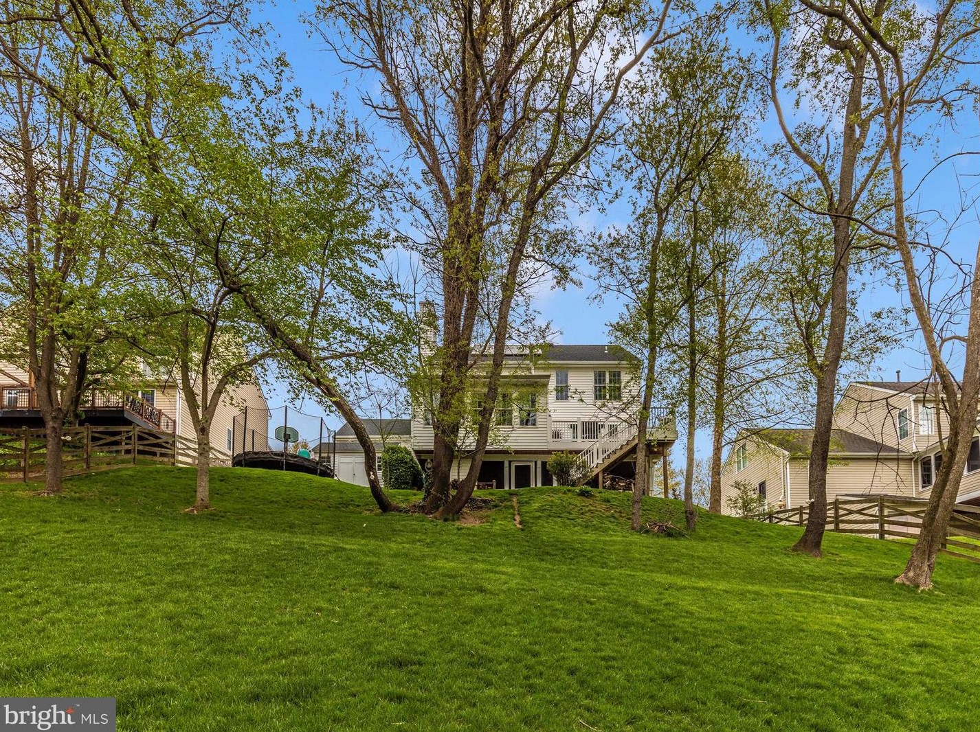 709 Longbow Rd, Mount Airy MD  21771-5869 exterior