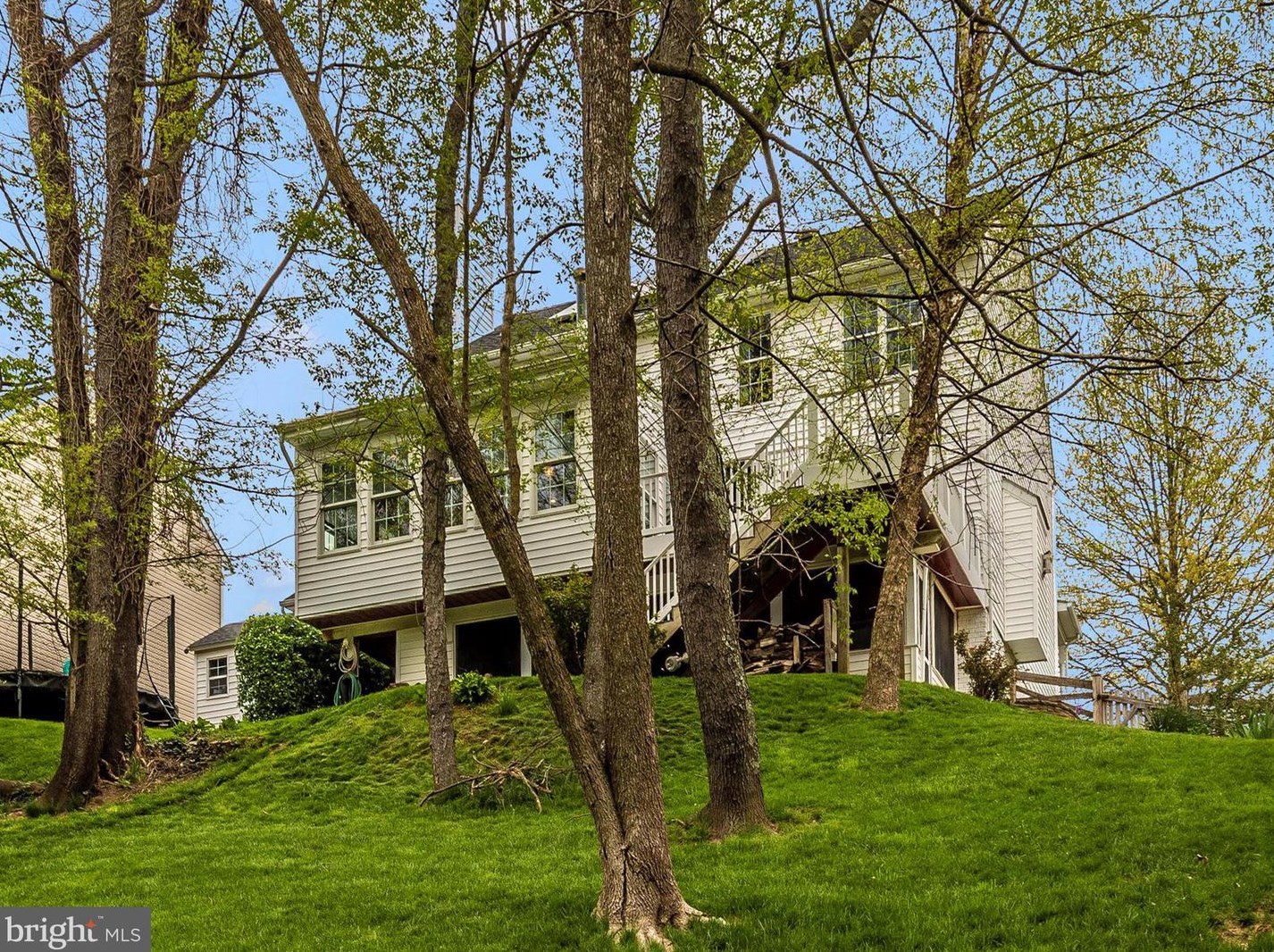 709 Longbow Rd, Mount Airy MD  21771-5869 exterior