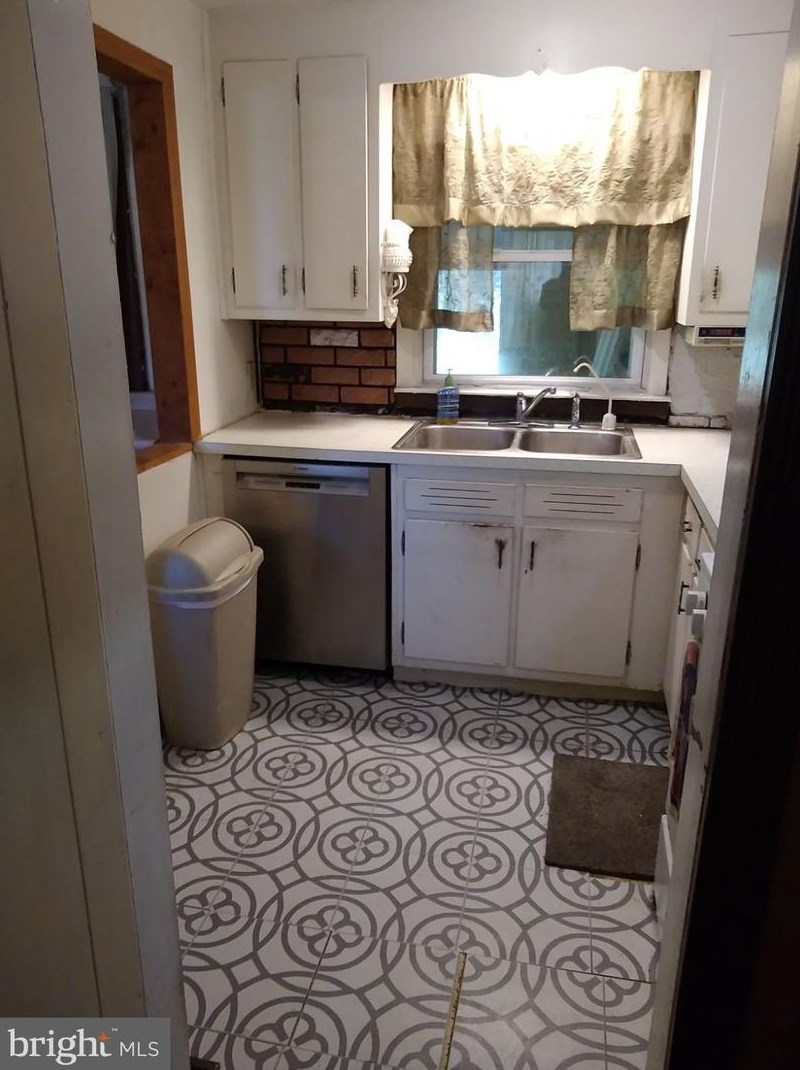 2922 Cedarhurst Rd, Patapsco MD 21048-2320 exterior