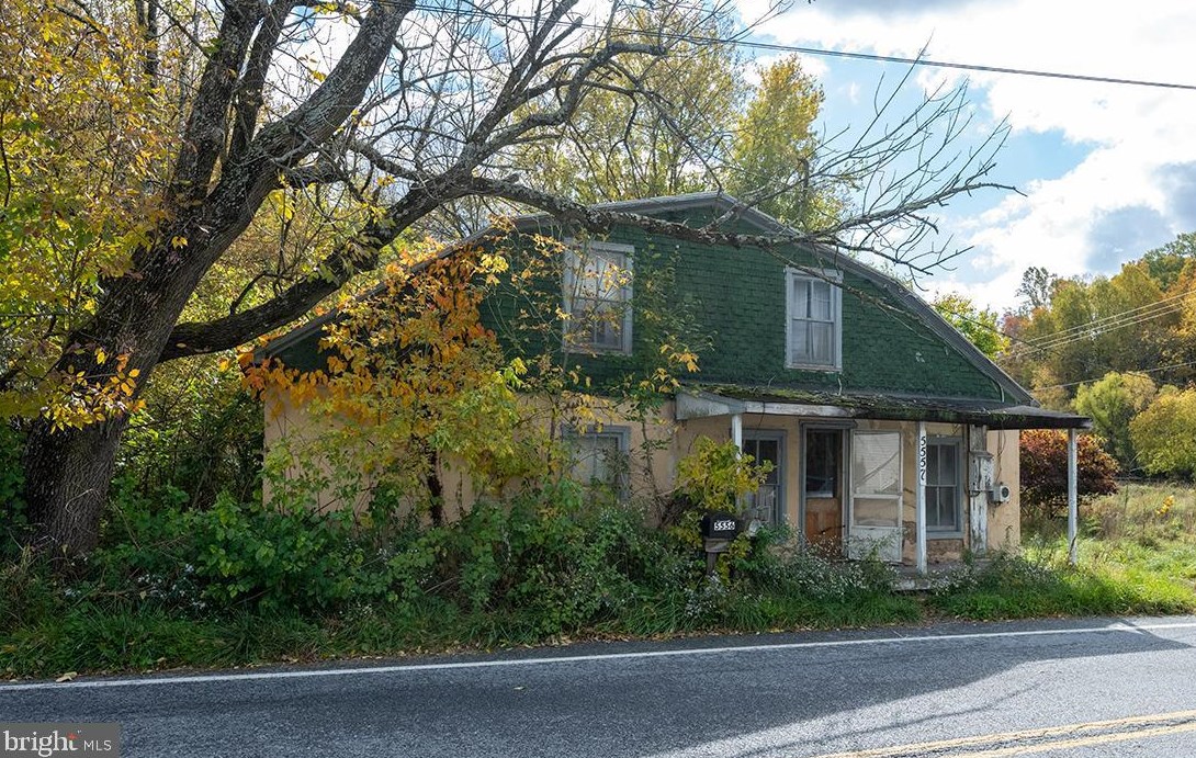 5557 Buffalo Rd, Mount Airy MD  21771-8315 exterior