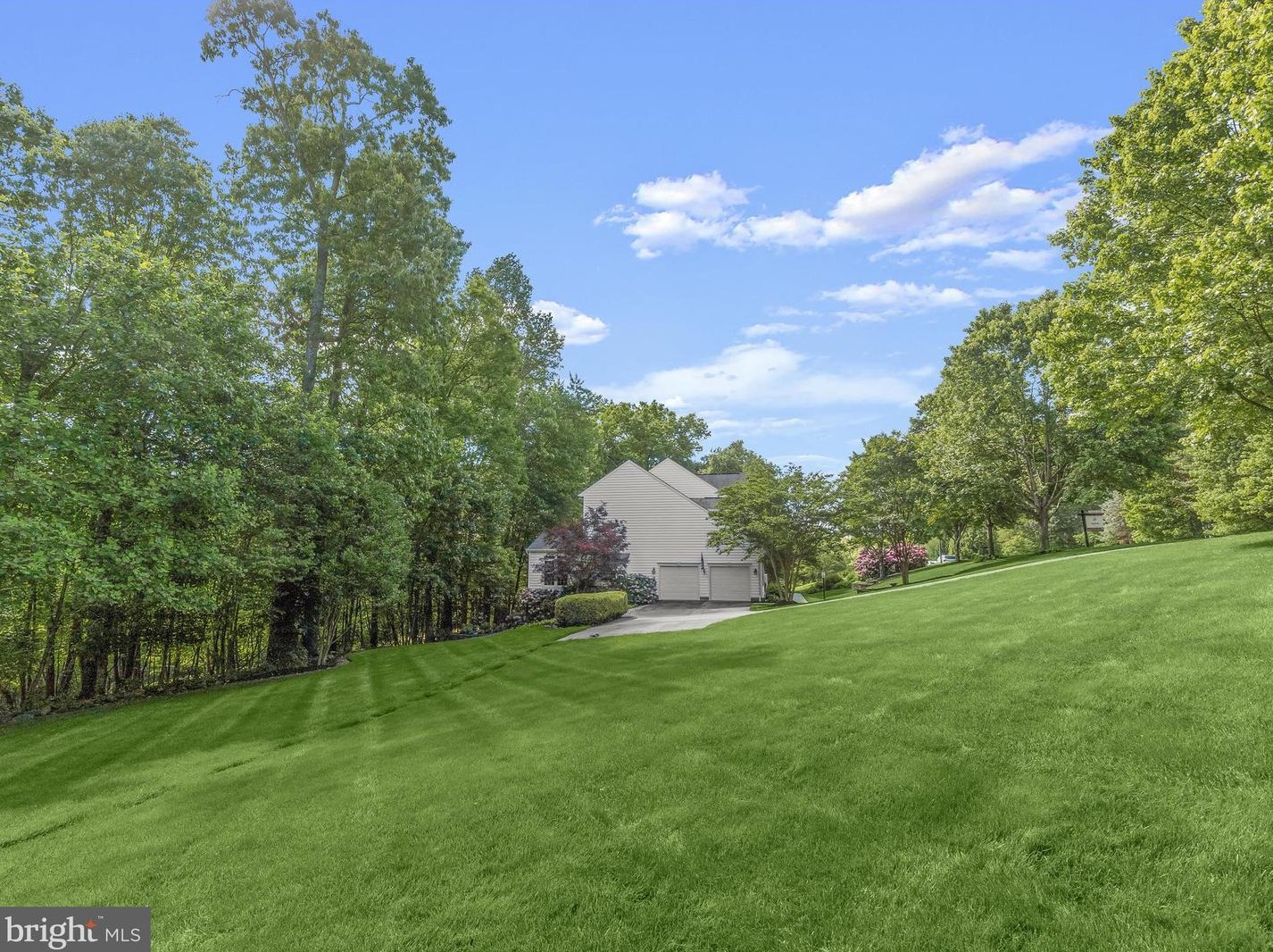 1905 Turnberry Ct, Patapsco MD 21048-1561 exterior