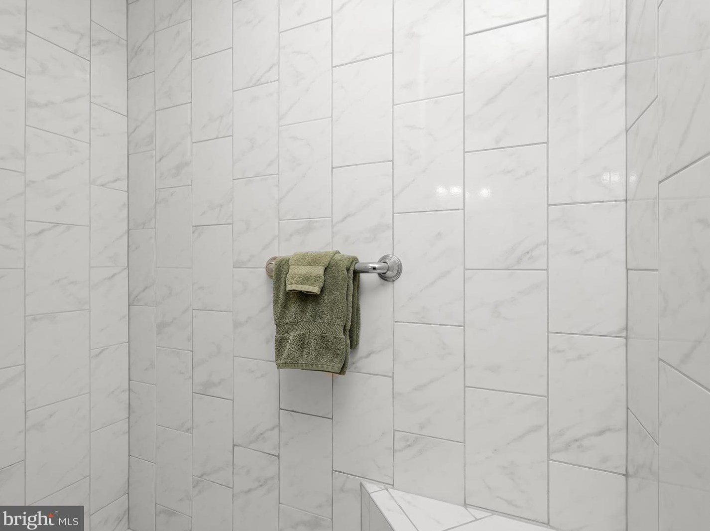 1905 Turnberry Ct, Patapsco MD 21048-1561 exterior