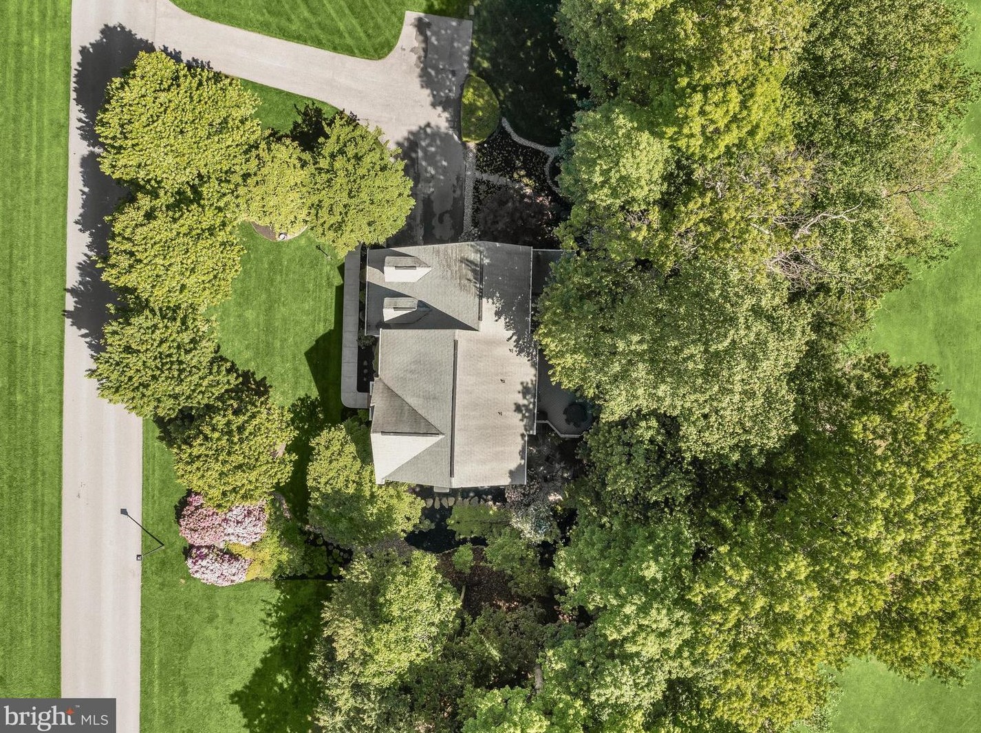 1905 Turnberry Ct, Patapsco MD 21048-1561 exterior