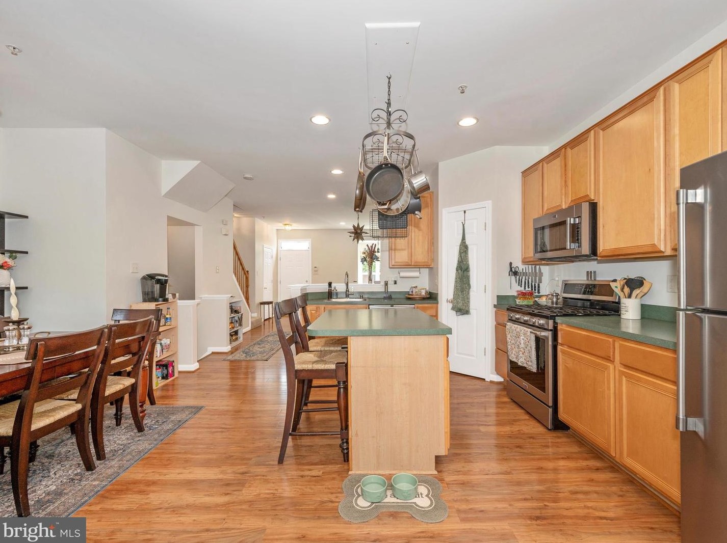 1513 Chessie Ct, Mount Airy MD 21771-7750 exterior