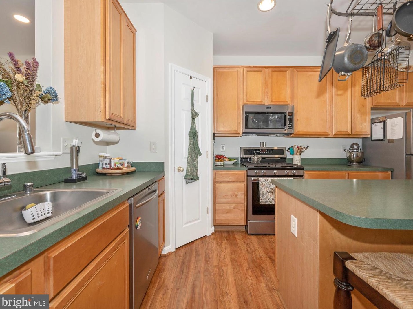 1513 Chessie Ct, Mount Airy MD 21771-7750 exterior