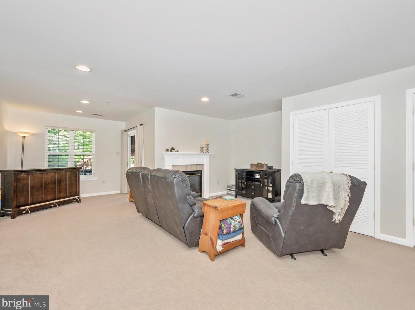 1513 Chessie Ct, Mount Airy MD 21771-7750 exterior