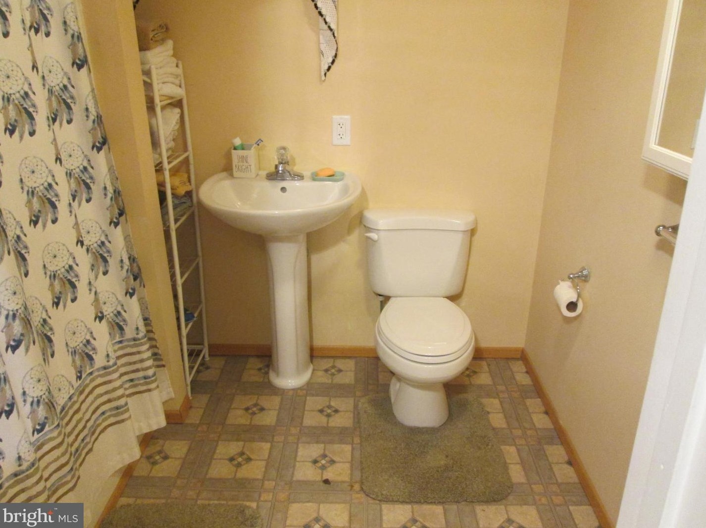 2505 Lewis Ln, Patapsco MD 21048-1440 exterior