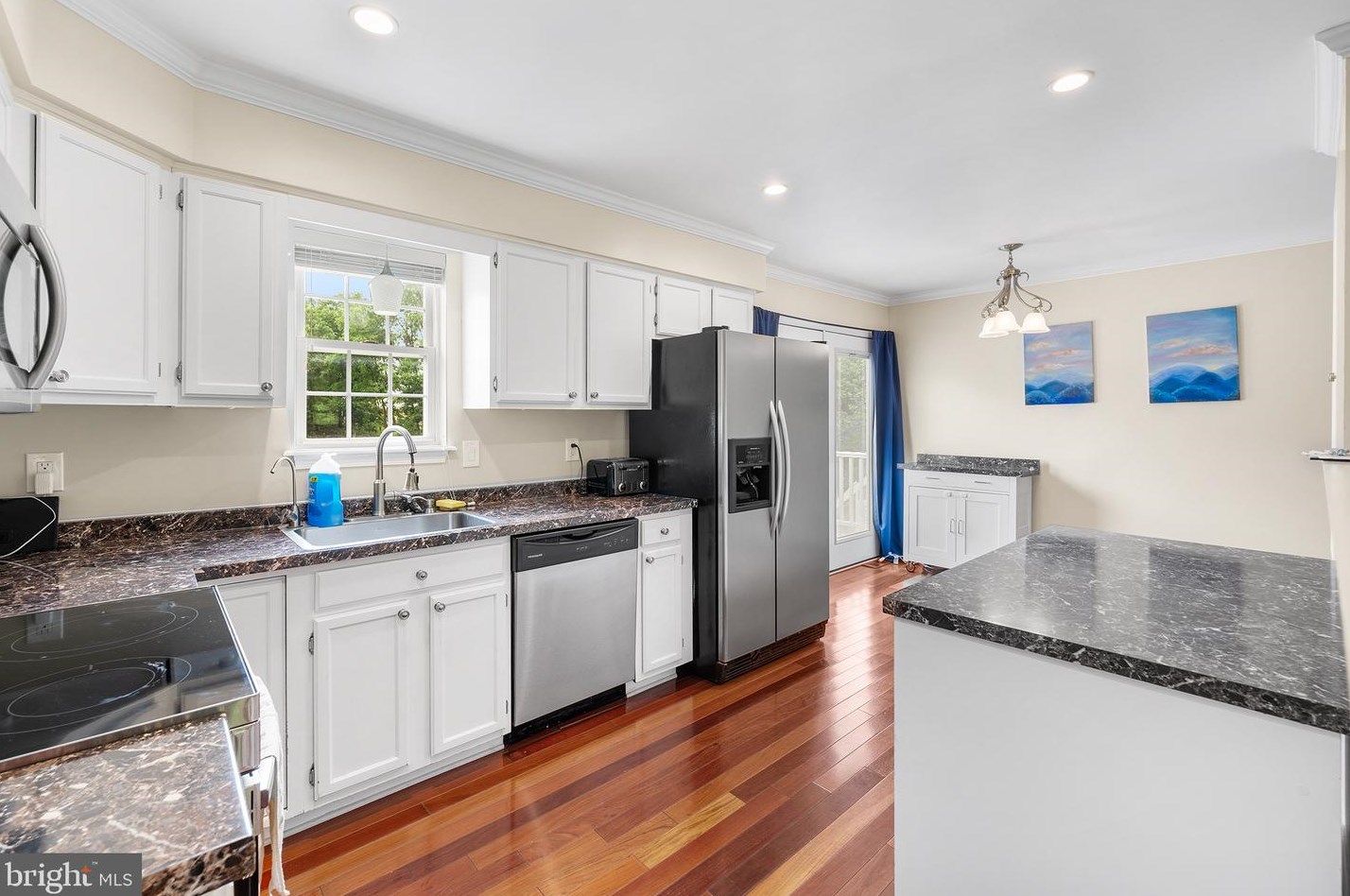 6413 Davis Rd, Mount Airy MD 21771-7207 exterior