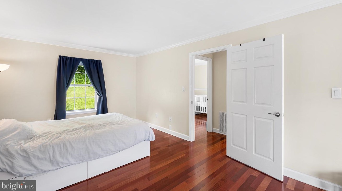 6413 Davis Rd, Mount Airy MD 21771-7207 exterior