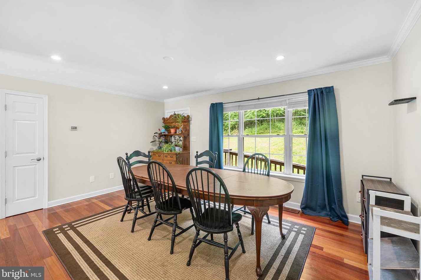 6413 Davis Rd, Mount Airy MD 21771-7207 exterior