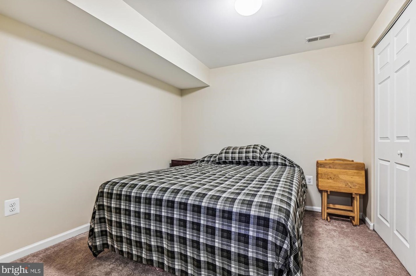 2102 Woodview Rd, Patapsco MD exterior