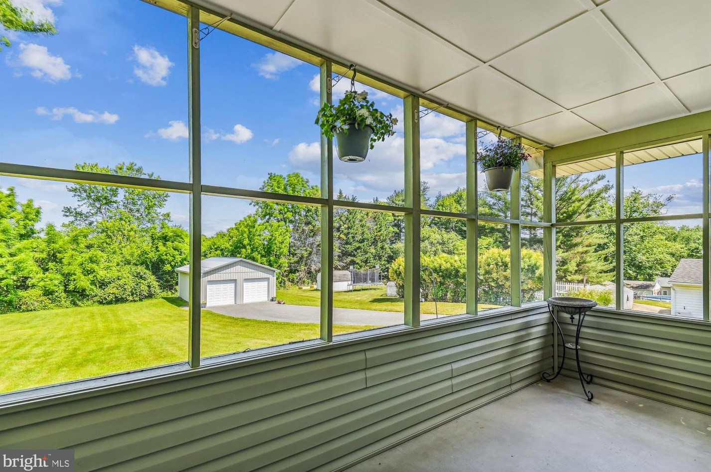 2102 Woodview Rd, Patapsco MD exterior