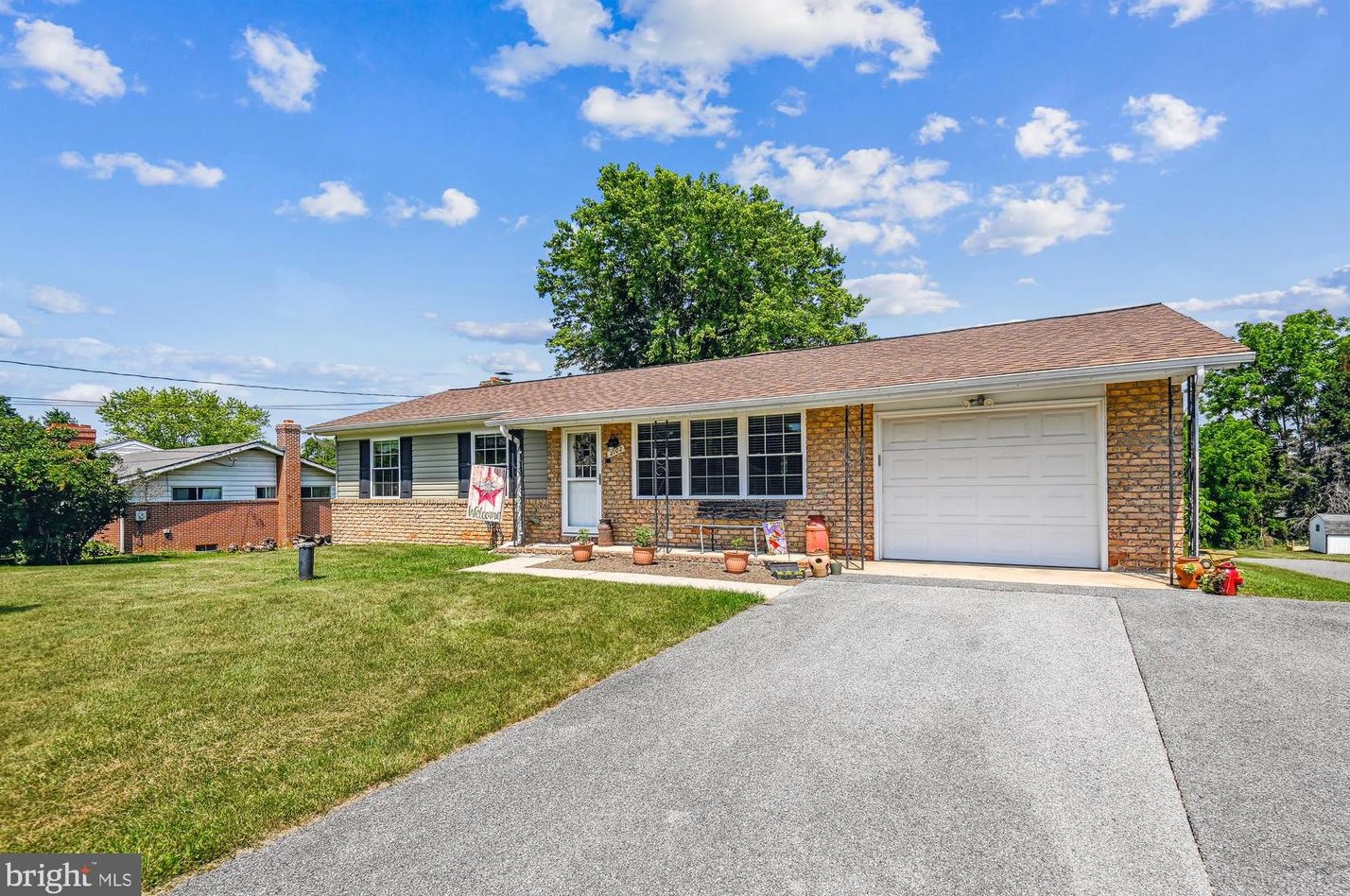 2102 Woodview Rd, Patapsco MD exterior