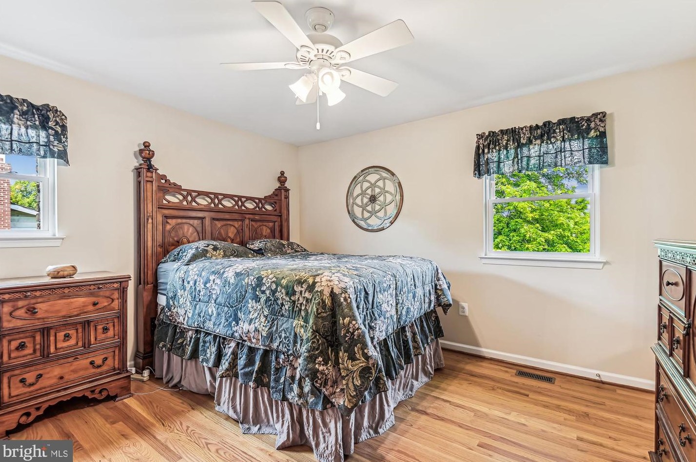 2102 Woodview Rd, Patapsco MD exterior