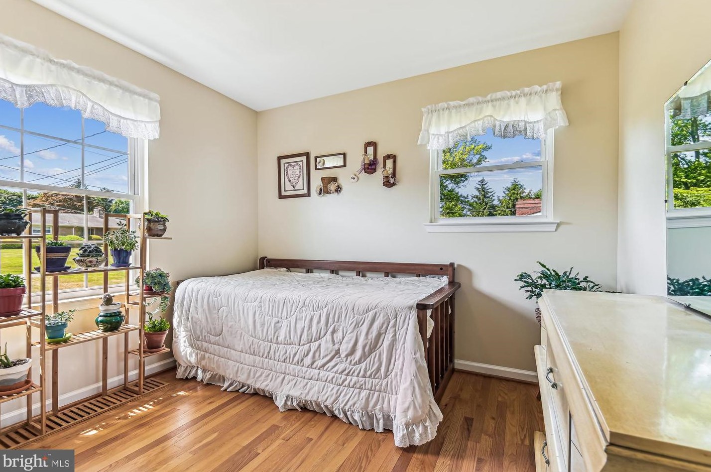 2102 Woodview Rd, Patapsco MD exterior