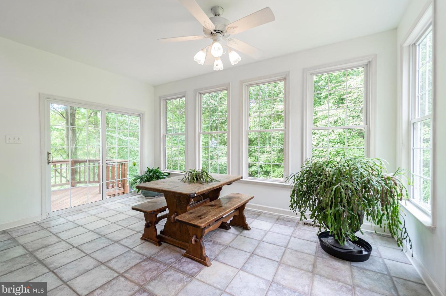 907 Longbow Rd, Mount Airy MD 21771-5817 exterior