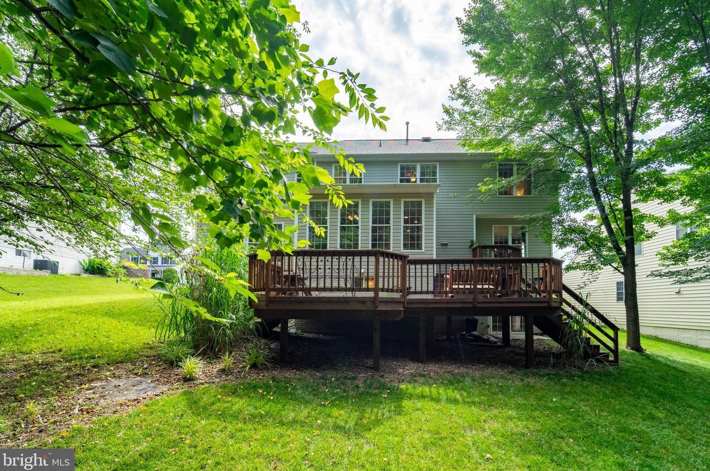 907 Longbow Rd, Mount Airy MD 21771-5817 exterior