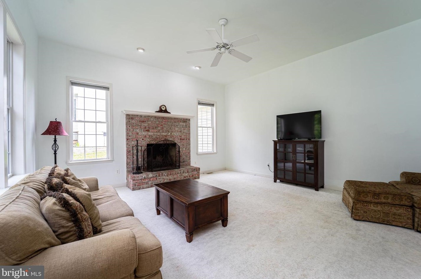 907 Longbow Rd, Mount Airy MD 21771-5817 exterior