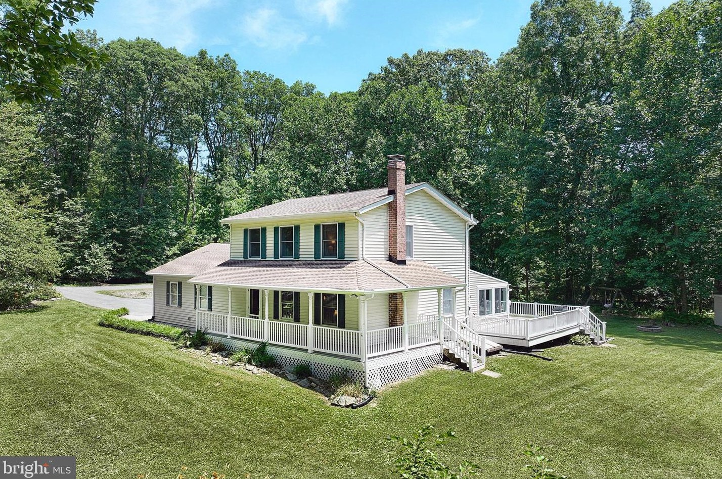 4550 Hay Dr, Manchester, MD 21102