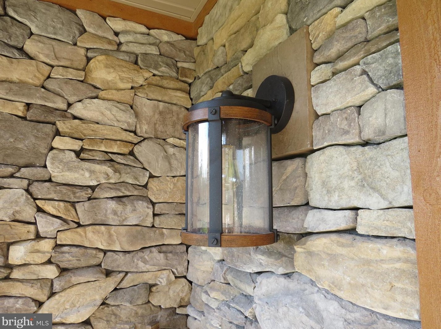 4590 Shallow Springs Dr, Manchester, MD 21102